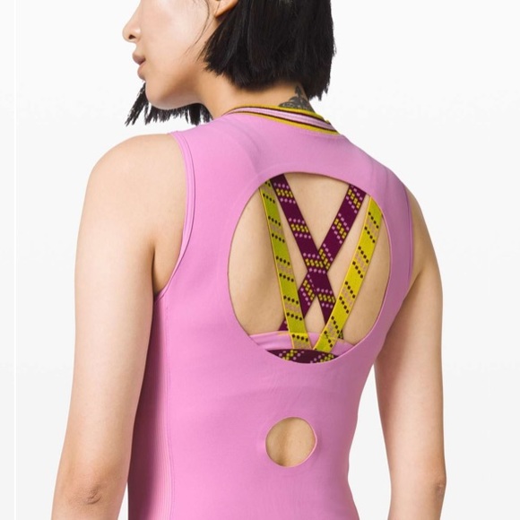 Lululemon Inner Expanse Tank *lululemon x Roksanda
Candy Pink